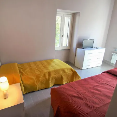 Apartmán Locazione Turistica Il Sole Di Calde-5 Castelveccana